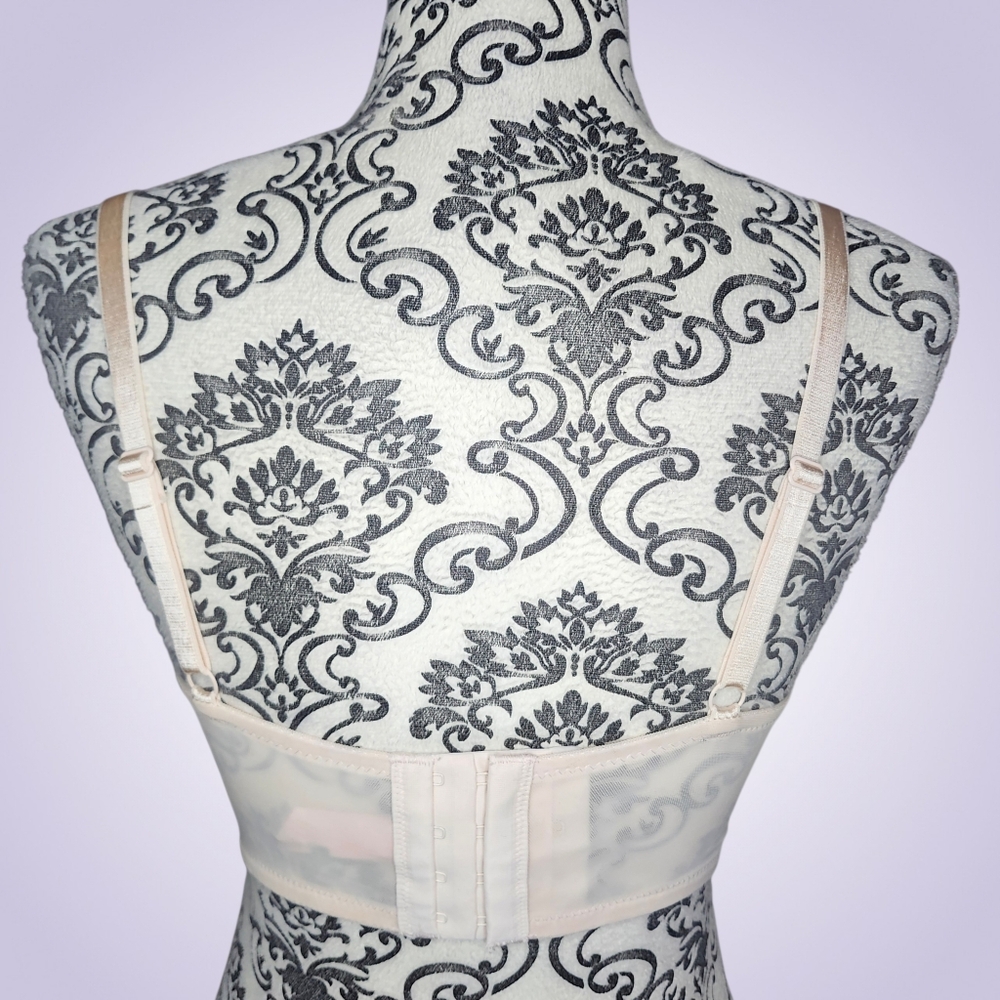 LUVLETTE Lace Underlined Balconette Bra - 75D - Picture 6 of 7